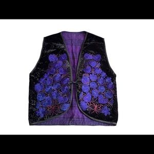 Vintage Embroidered Floral Velvet Vest